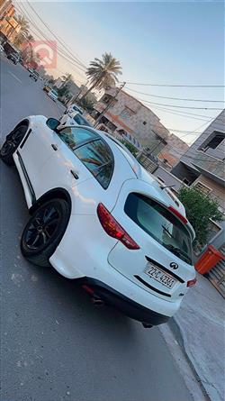 ئينفنتي QX70